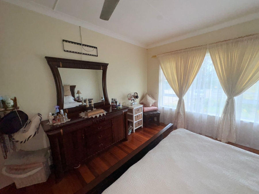 7 Bedroom Property for Sale in Sunnyridge Eastern Cape